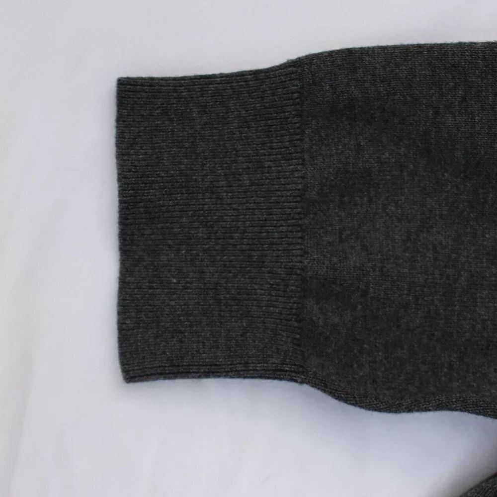 Michael Kors Men’s Vneck Pullover Grey Long Sleeve Sweater Size XL 100% Cotton